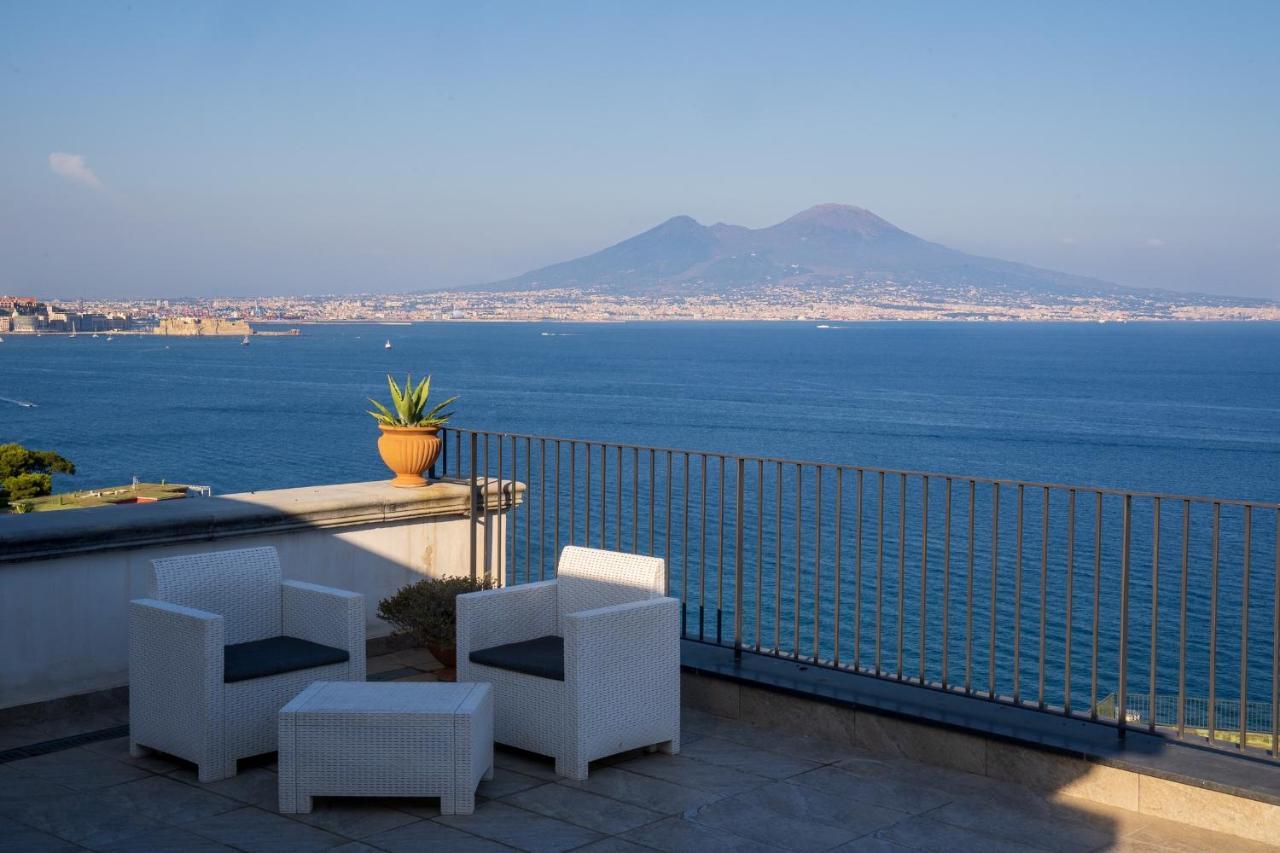 Le Stanze Di Sissi - Luxury Suites Neapel Exteriör bild