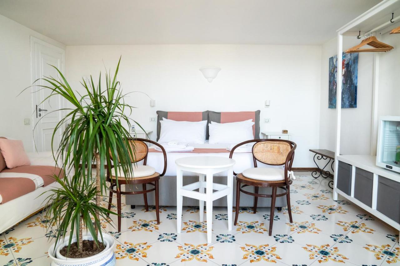 Le Stanze Di Sissi - Luxury Suites Neapel Exteriör bild
