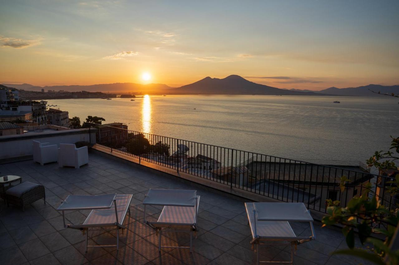 Le Stanze Di Sissi - Luxury Suites Neapel Exteriör bild